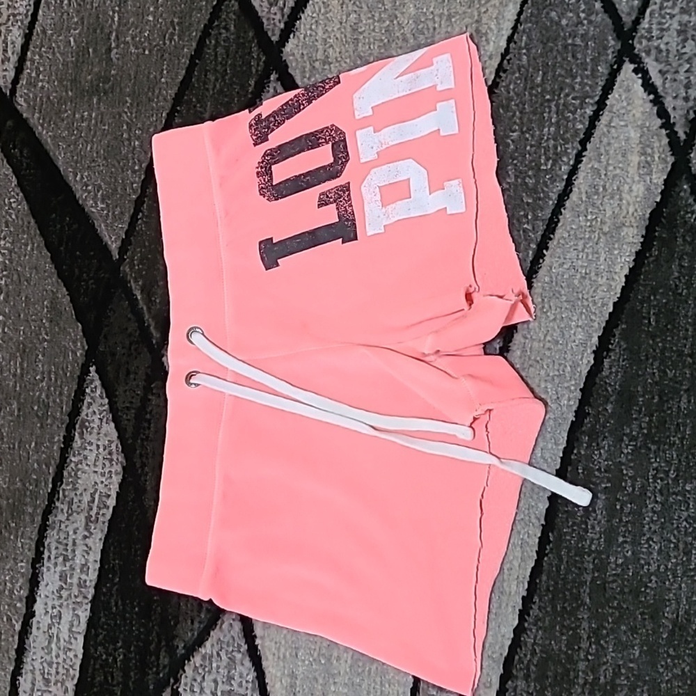 VINTAGE VS PINK LOVE PINK LOGO 2011 SWEAT SHORTS